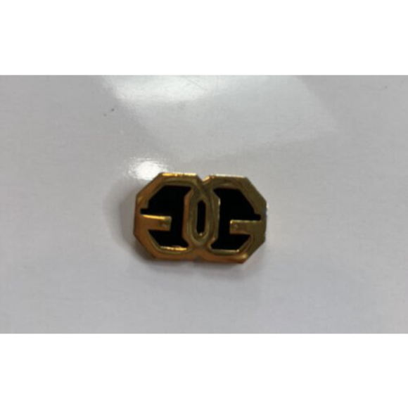 Givenchy Vintage Signed Pin Brooch Gold Black Logo Chunky Rare A010722 - Picture 1 of 4